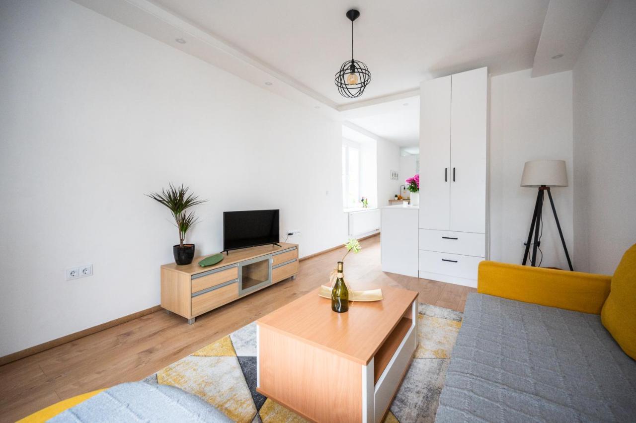 Modern Studio Apartment In The Old Town サラエヴォ エクステリア 写真