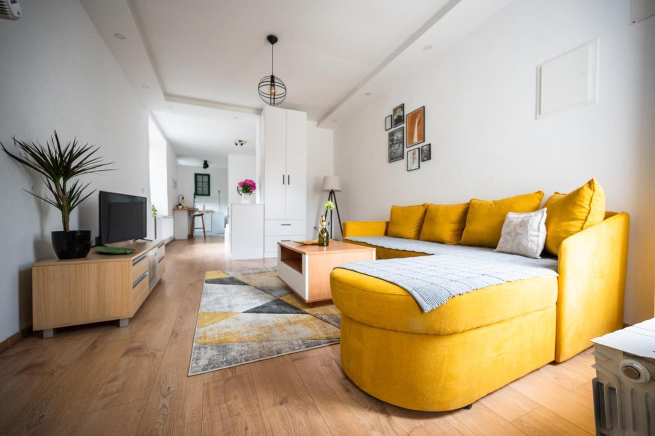 Modern Studio Apartment In The Old Town サラエヴォ エクステリア 写真